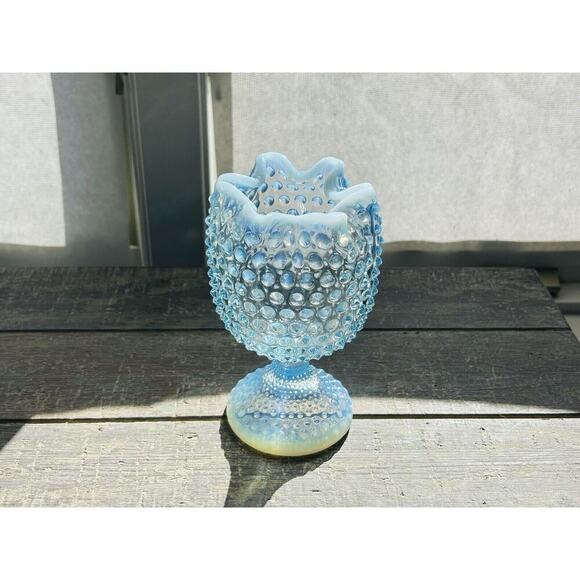 EUC Duncan Miller Blue Opalescent Glass Footed Hobnail Vase Ruffle Crimped - Picture 11 of 16